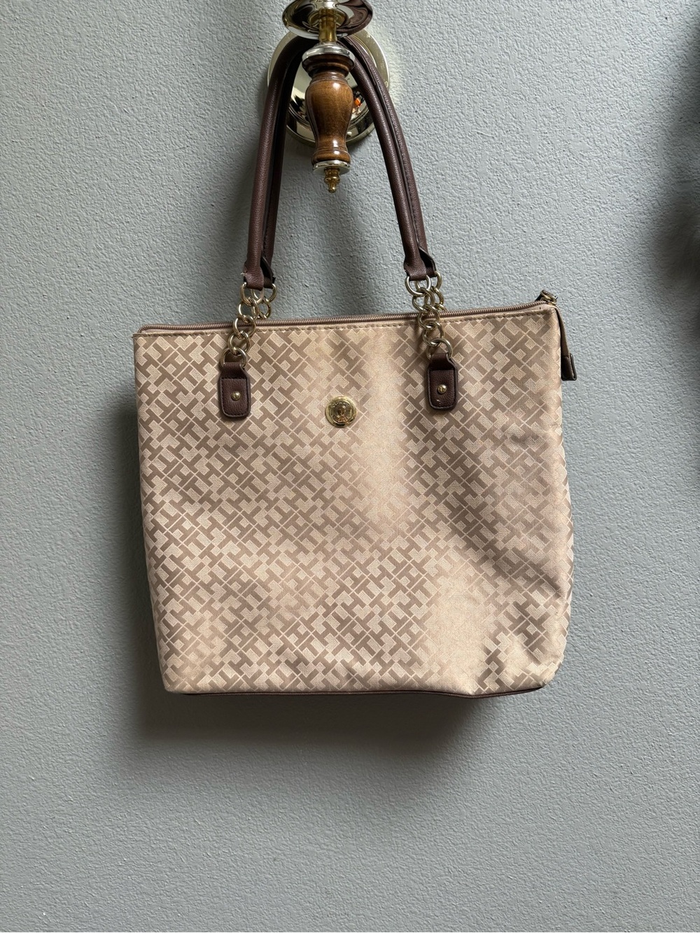 Tommy Hilfiger Beige Tote with Brown Handles
